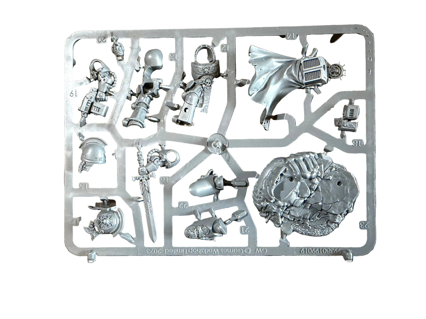 Warhammer 40K Space Marine Captain In Terminator Armour