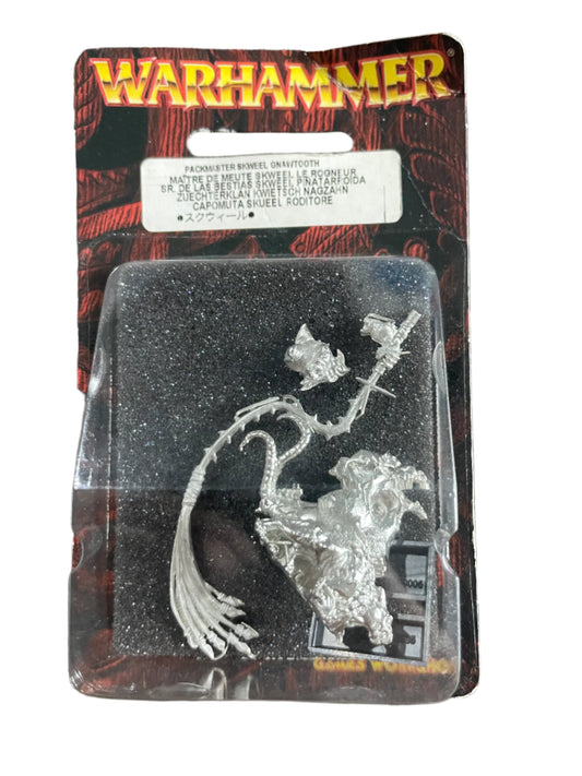 Warhammer Fantasy Old World Skaven Packmaster Skweel Gnawtooth