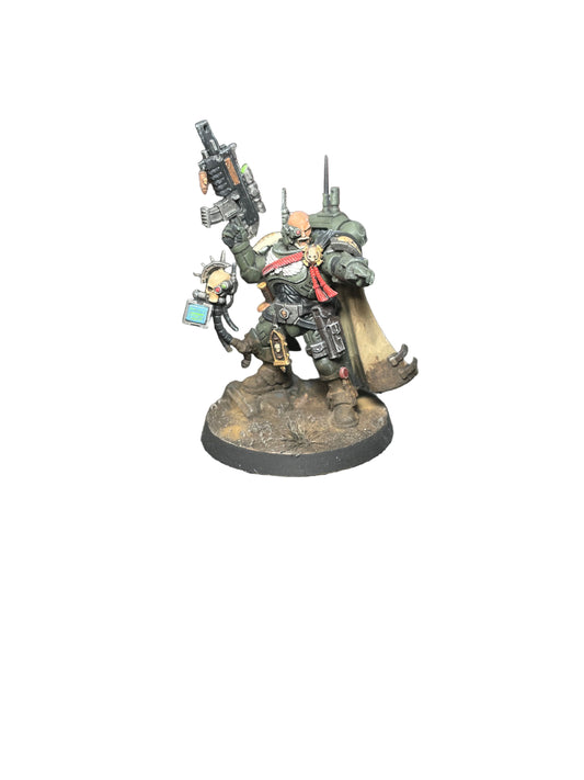 Warhammer 40K Space Marines Captain in Phobos Armour