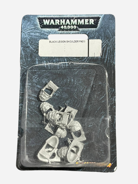 Warhammer 40K Space Marine Black Legion Shoulder Pads