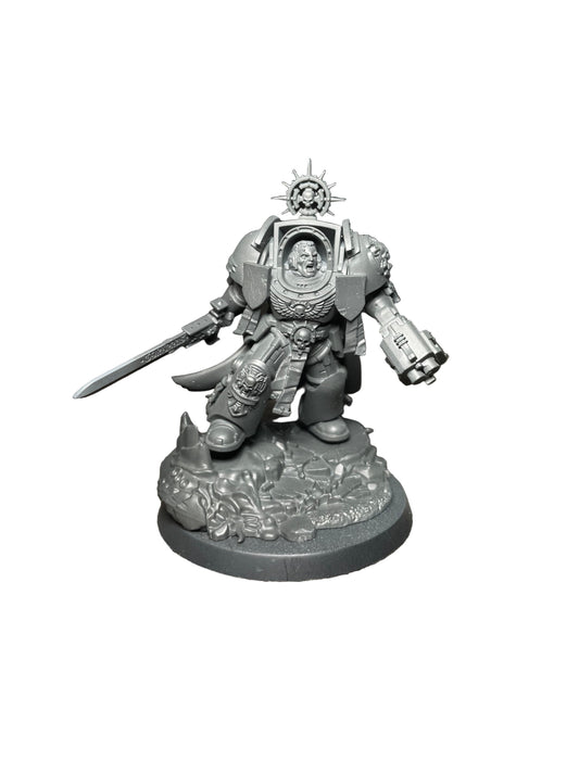 Warhammer 40K Space Marines Captain in Terminator Armour
