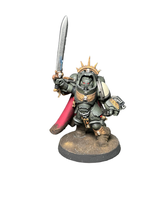 Warhammer 40K Space Marines Primaris Captain in Gravis Armour