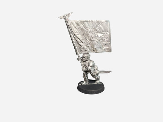 Warhammer 40K Astra Militarum Standard Bearer