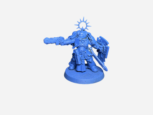 Warhammer 40K Space Marine Lieutenant Storm Shield