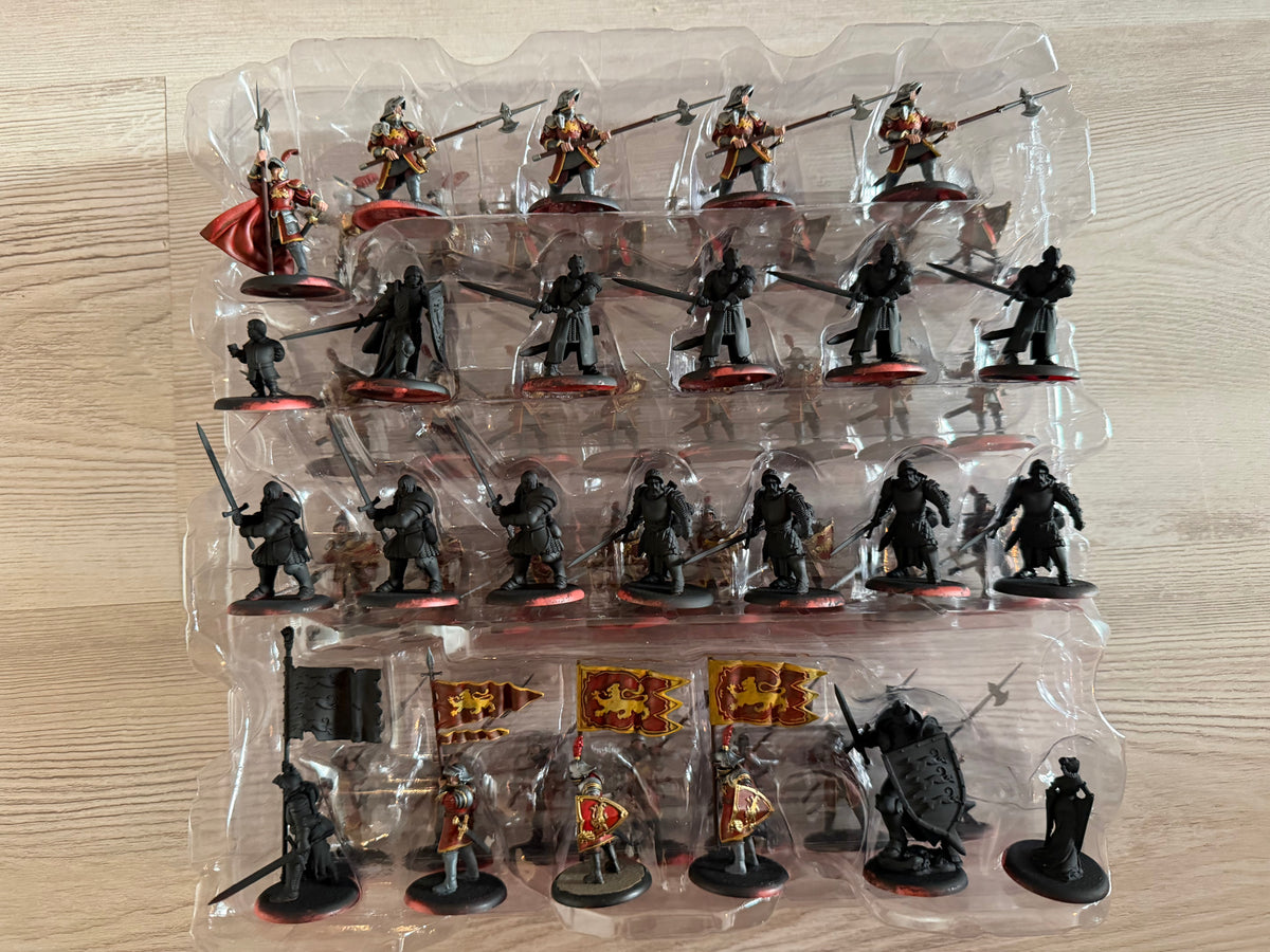 CMON A Song of Ice and Fire Miniatures Game Stark vs Lannister Starter Set
